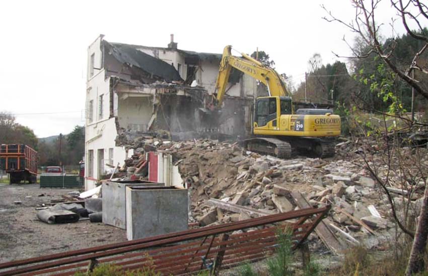 Gregory's-Plant-Hire-and-Civil-Engineering-Demolition-Glen-Affric-Hotel-Cannich-2